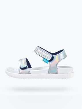 Native Kids Hilo Sandal in Iridescent Silver and Navy